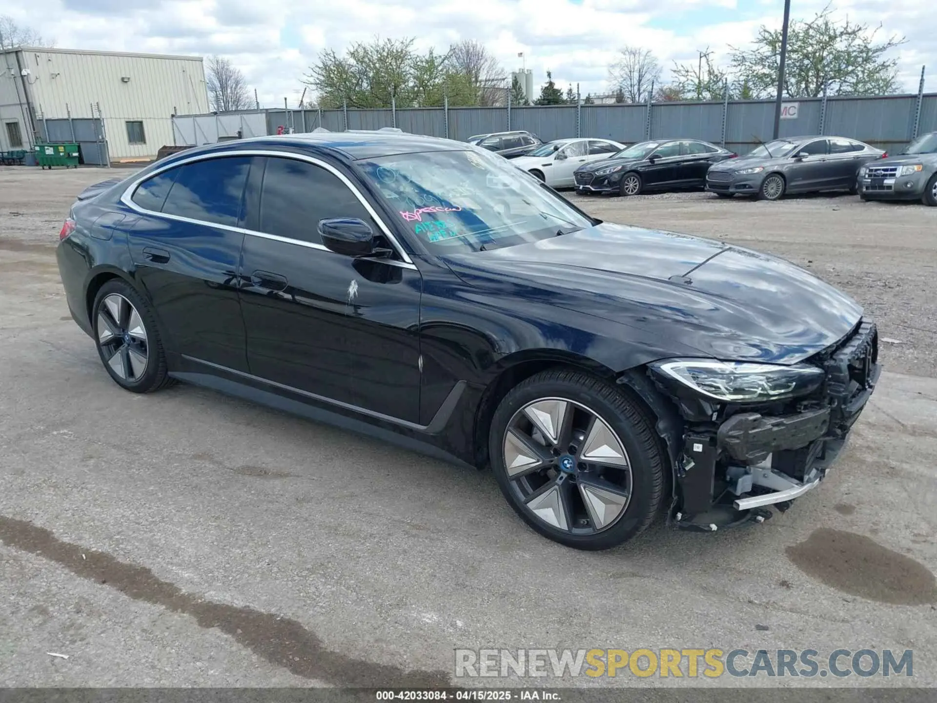 1 fotografías del automóvil dañado WBY83FB01RFS71670 BMW I4 2024