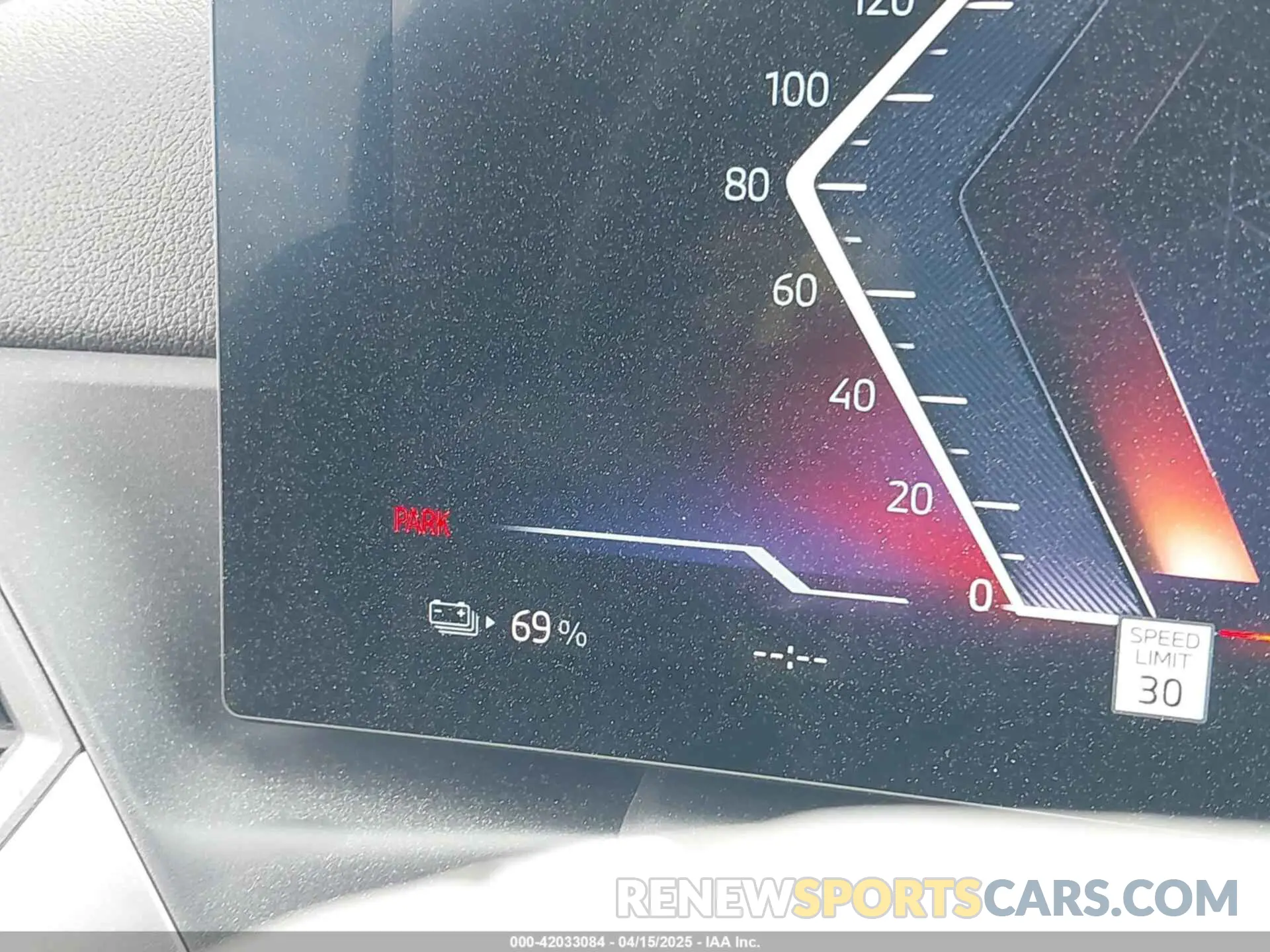 17 fotografías del automóvil dañado WBY83FB01RFS71670 BMW I4 2024