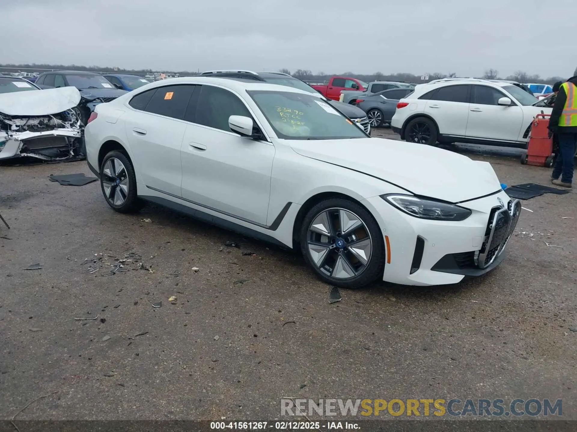 1 fotografías del automóvil dañado WBY83FB09RFS52364 BMW I4 2024
