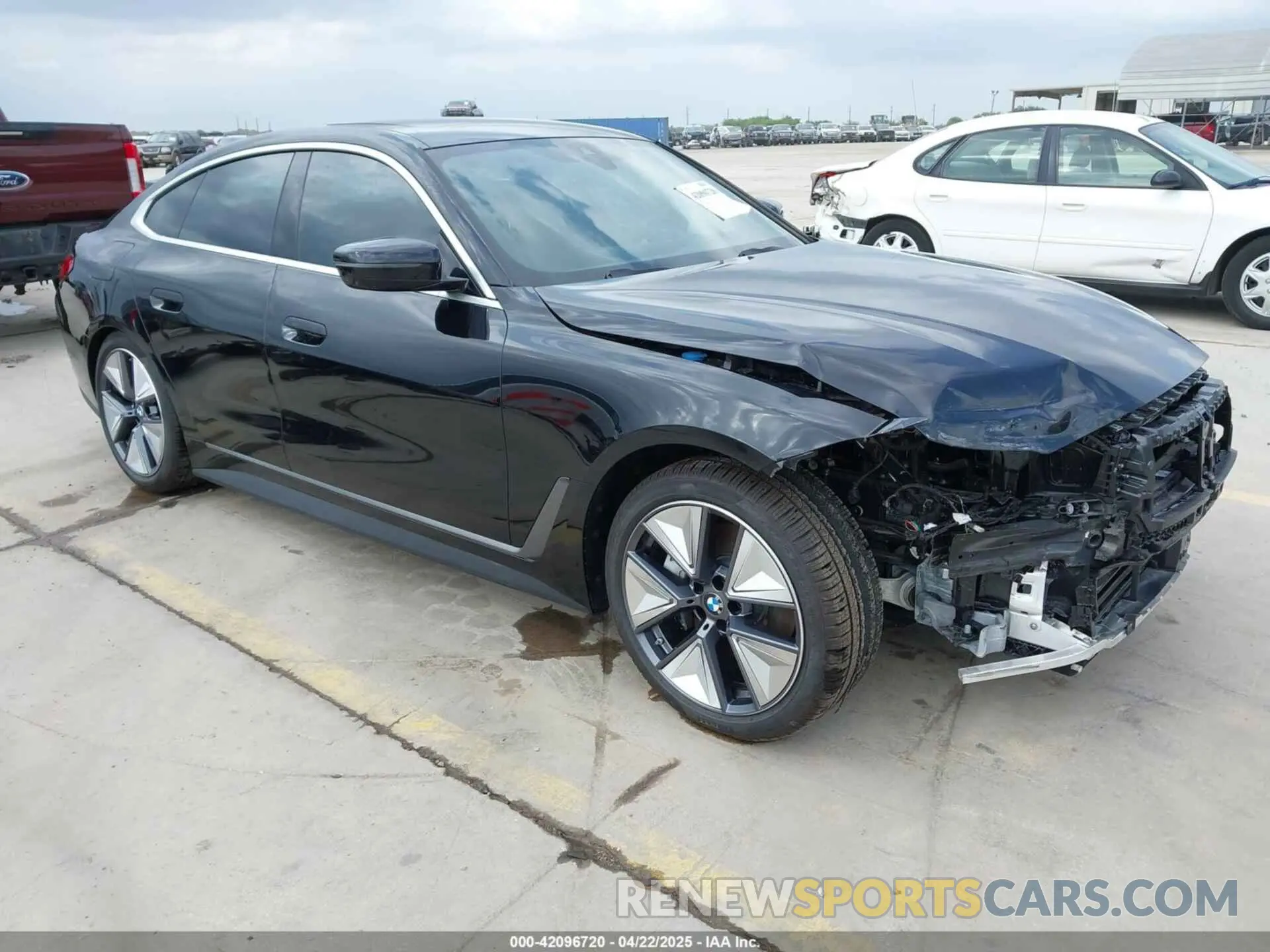 1 fotografías del automóvil dañado WBY23HD02SFU34895 BMW I4 2025