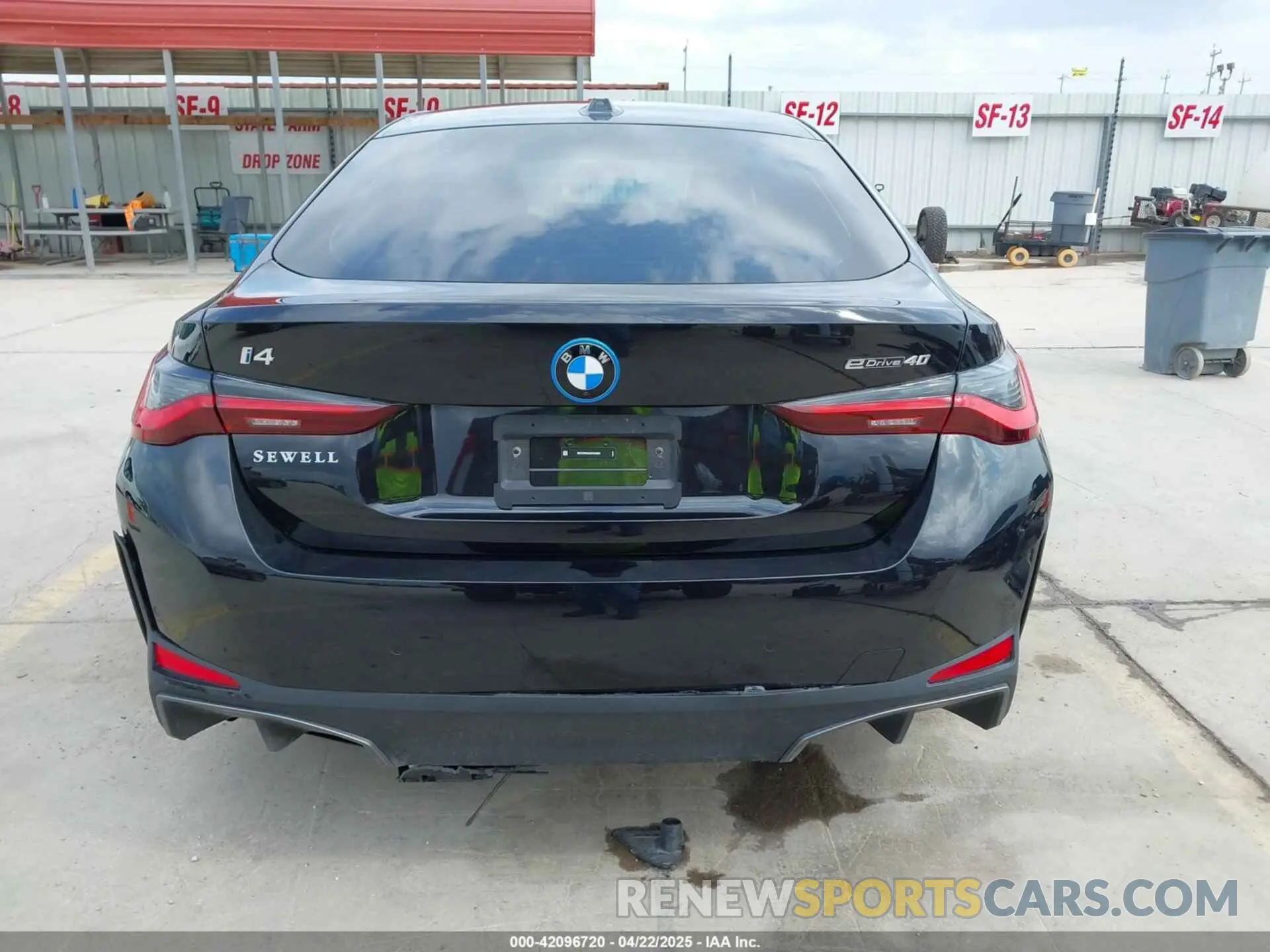 17 fotografías del automóvil dañado WBY23HD02SFU34895 BMW I4 2025