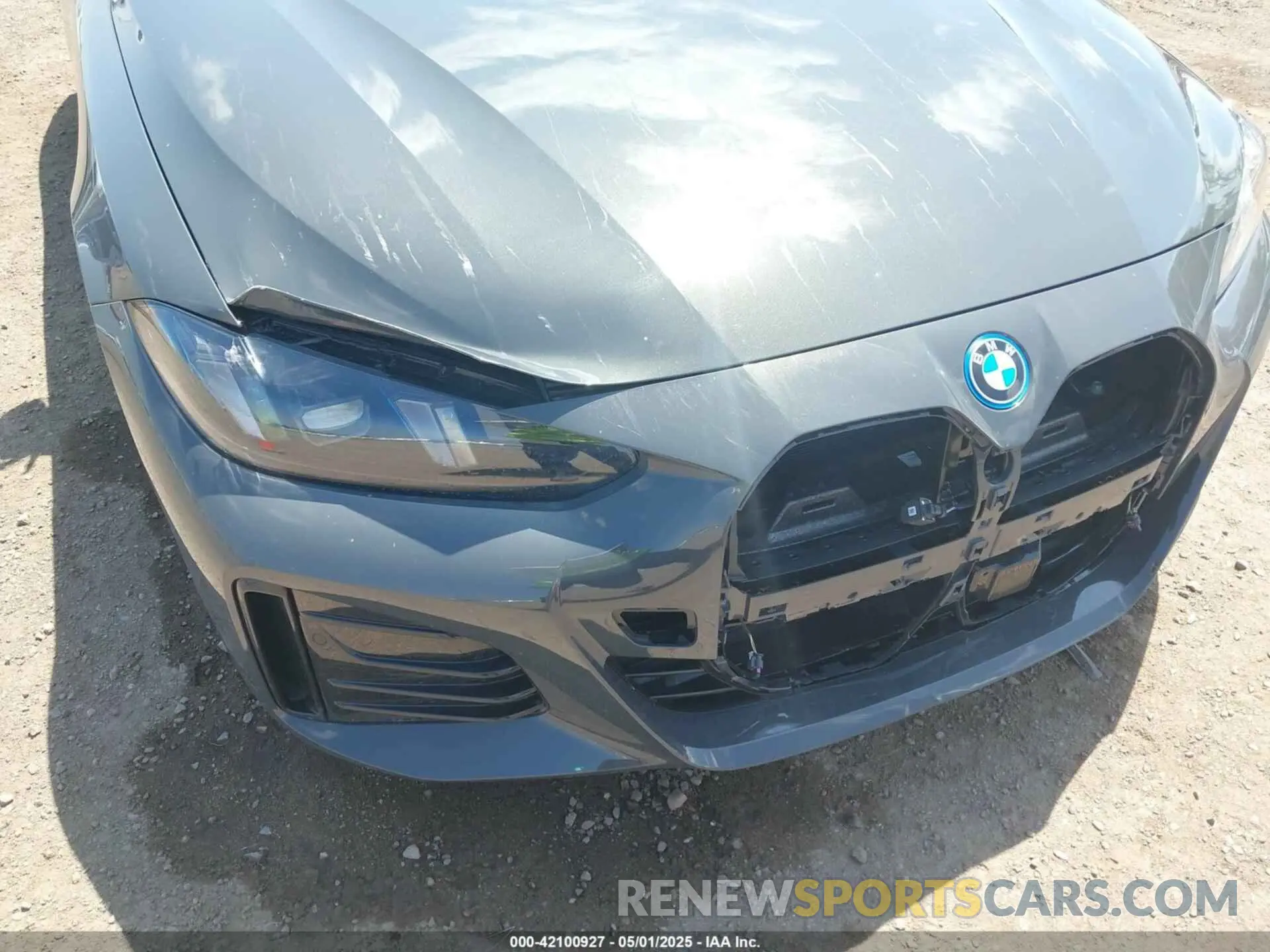 6 fotografías del automóvil dañado WBY33HD06SFU31826 BMW I4 2025