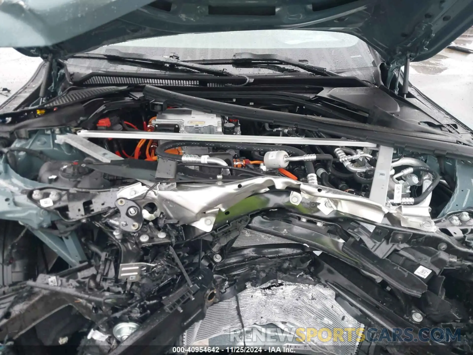 10 fotografías del automóvil dañado WBY33HD08SFT94293 BMW I4 2025