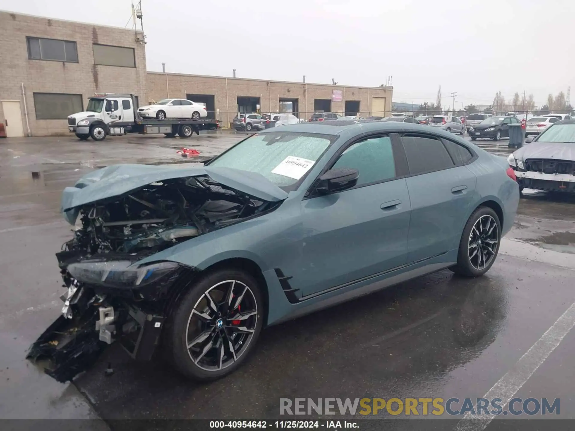 2 fotografías del automóvil dañado WBY33HD08SFT94293 BMW I4 2025