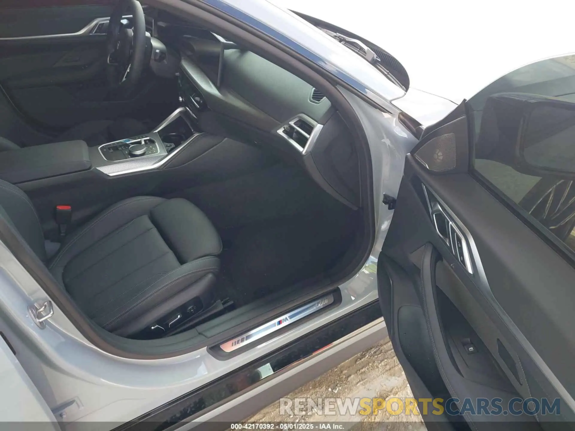 5 fotografías del automóvil dañado WBY43HD02SFU51432 BMW I4 2025