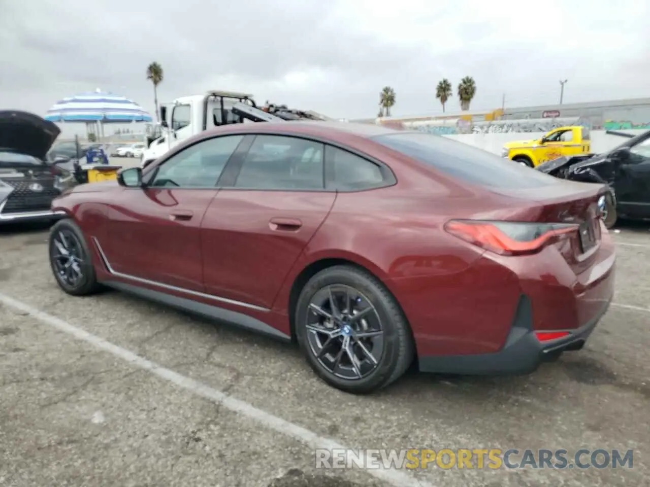 2 fotografías del automóvil dañado WBY73AW01NFN11450 BMW I4 EDRIVE 2022