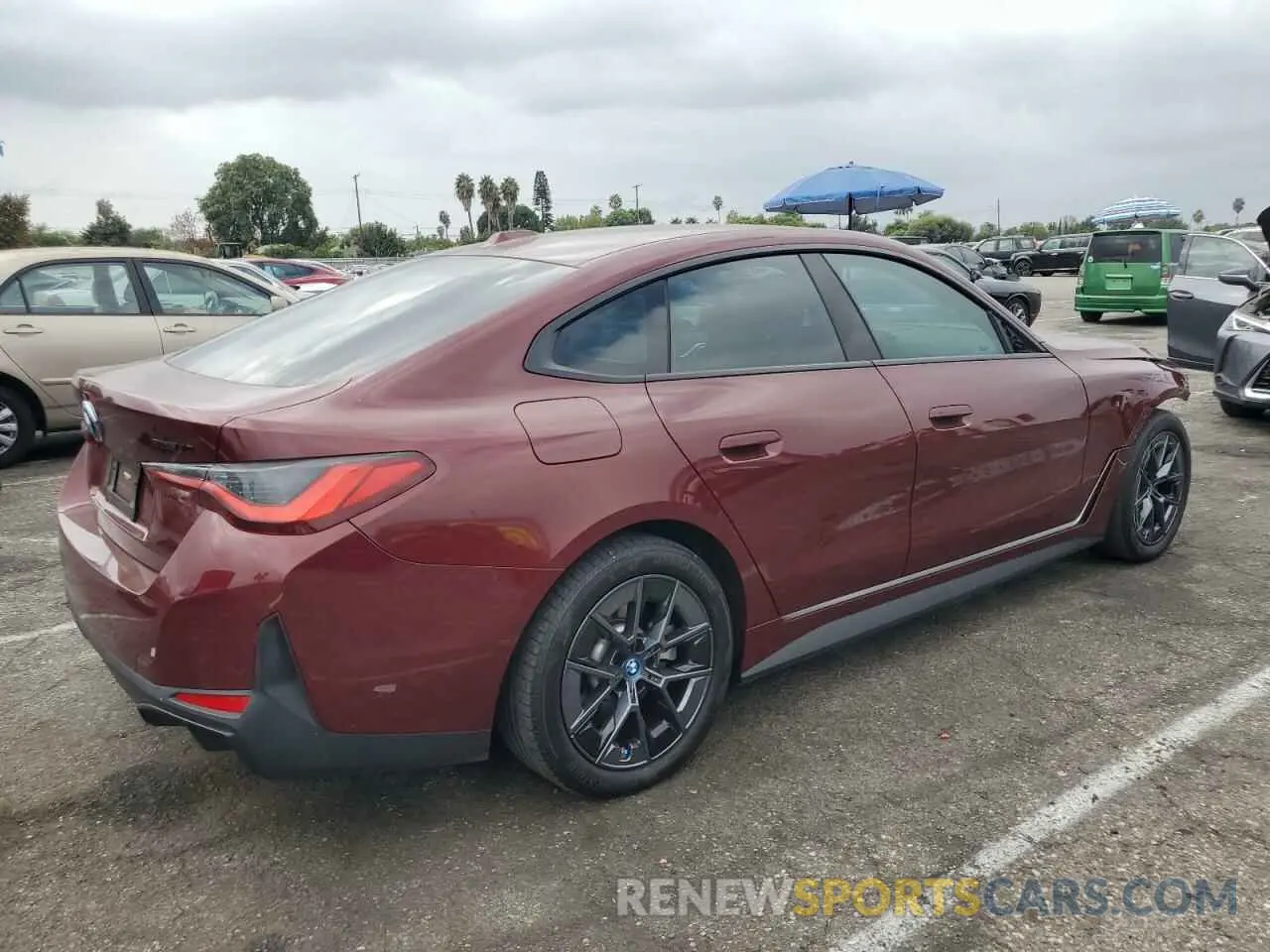 3 fotografías del automóvil dañado WBY73AW01NFN11450 BMW I4 EDRIVE 2022