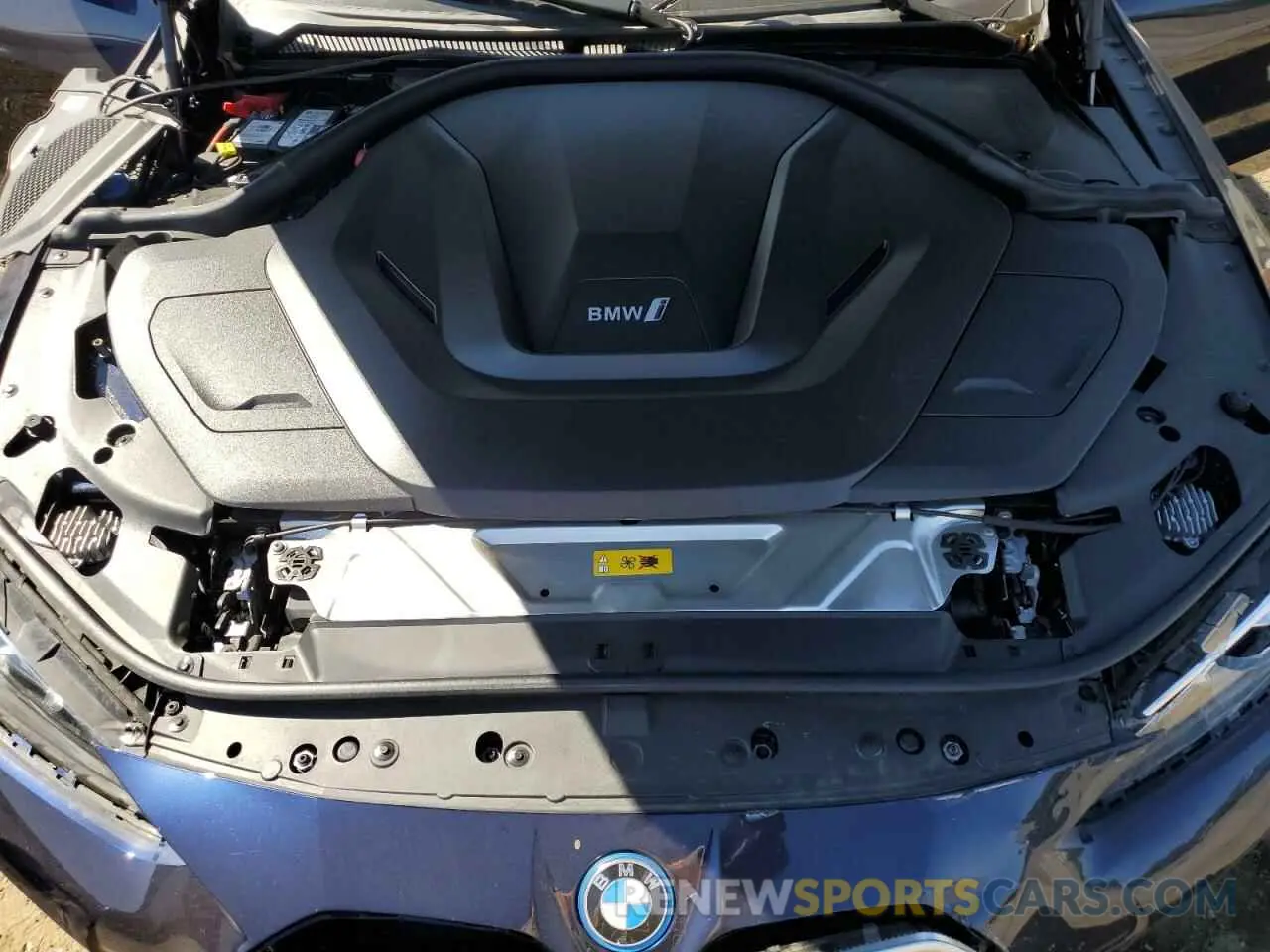 11 fotografías del automóvil dañado WBY73AW02NFN21694 BMW I4 EDRIVE 2022