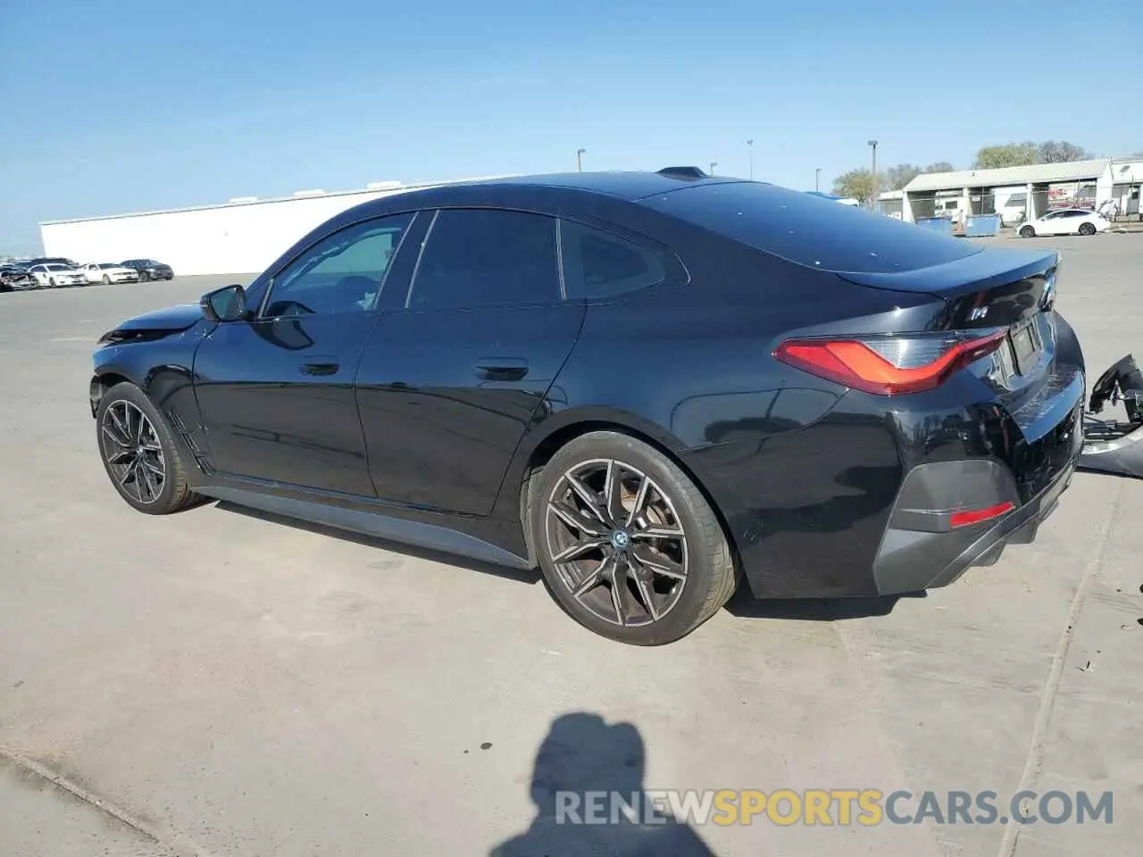 2 fotografías del automóvil dañado WBY73AW0XNFN03508 BMW I4 EDRIVE 2022