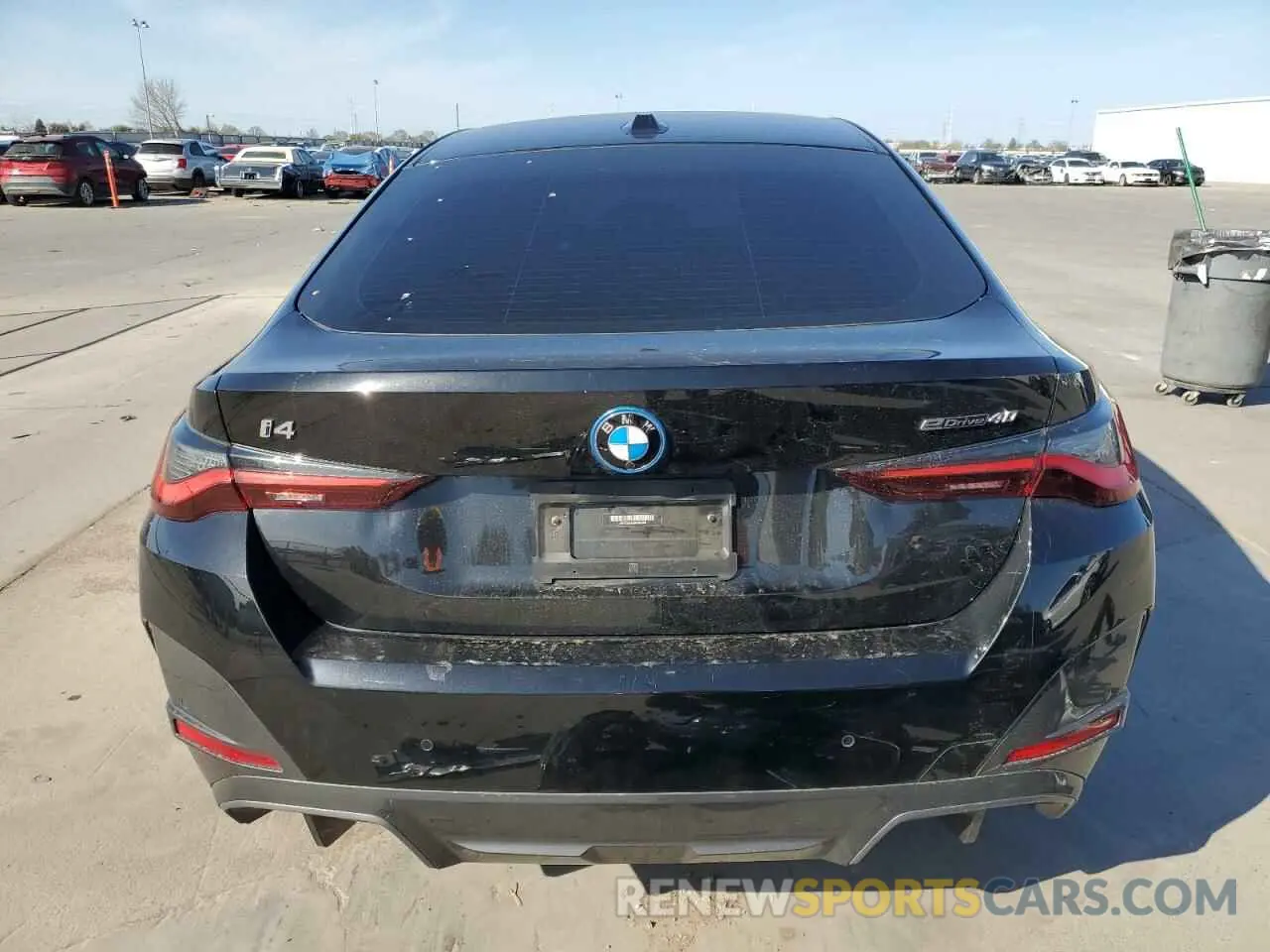 6 fotografías del automóvil dañado WBY73AW0XNFN03508 BMW I4 EDRIVE 2022