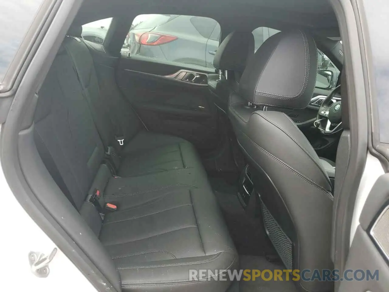 10 fotografías del automóvil dañado WBY43AW04PFR16630 BMW I4 EDRIVE 2023