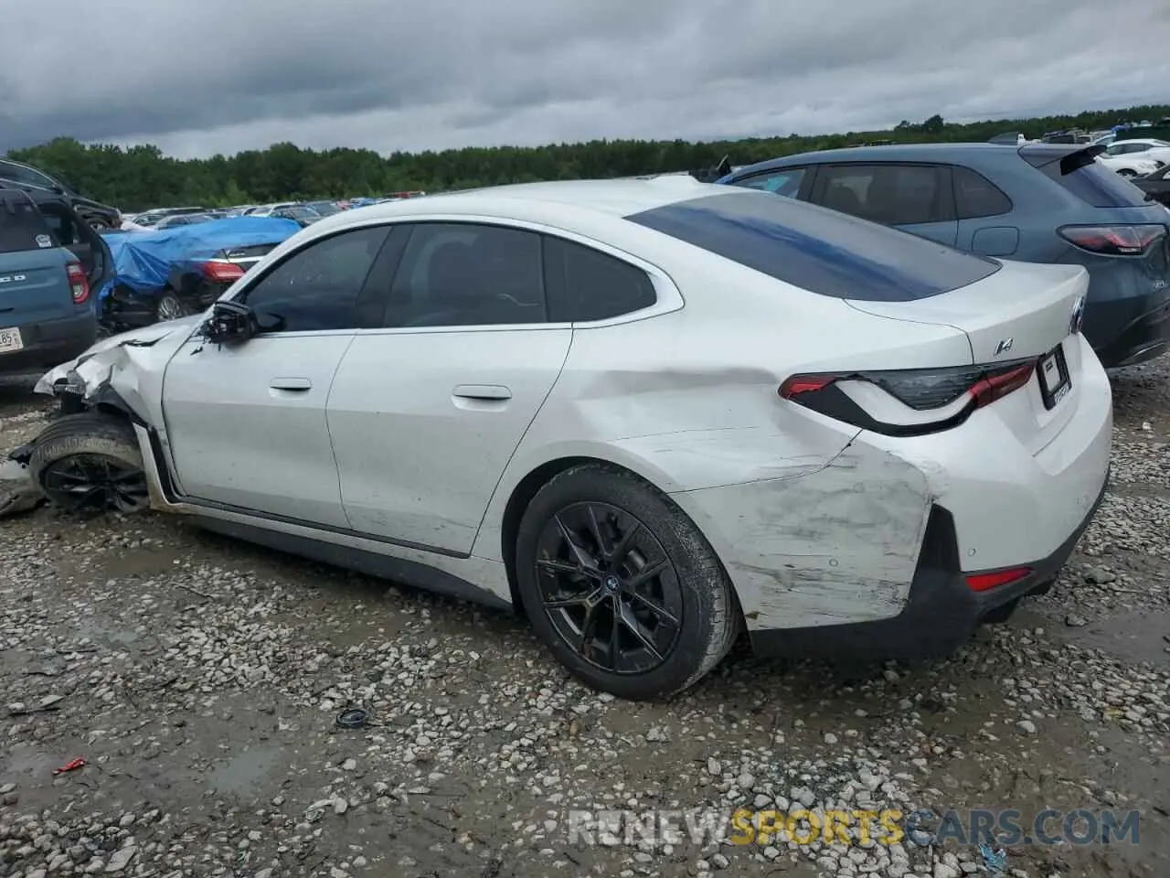 2 fotografías del automóvil dañado WBY43AW04PFR16630 BMW I4 EDRIVE 2023