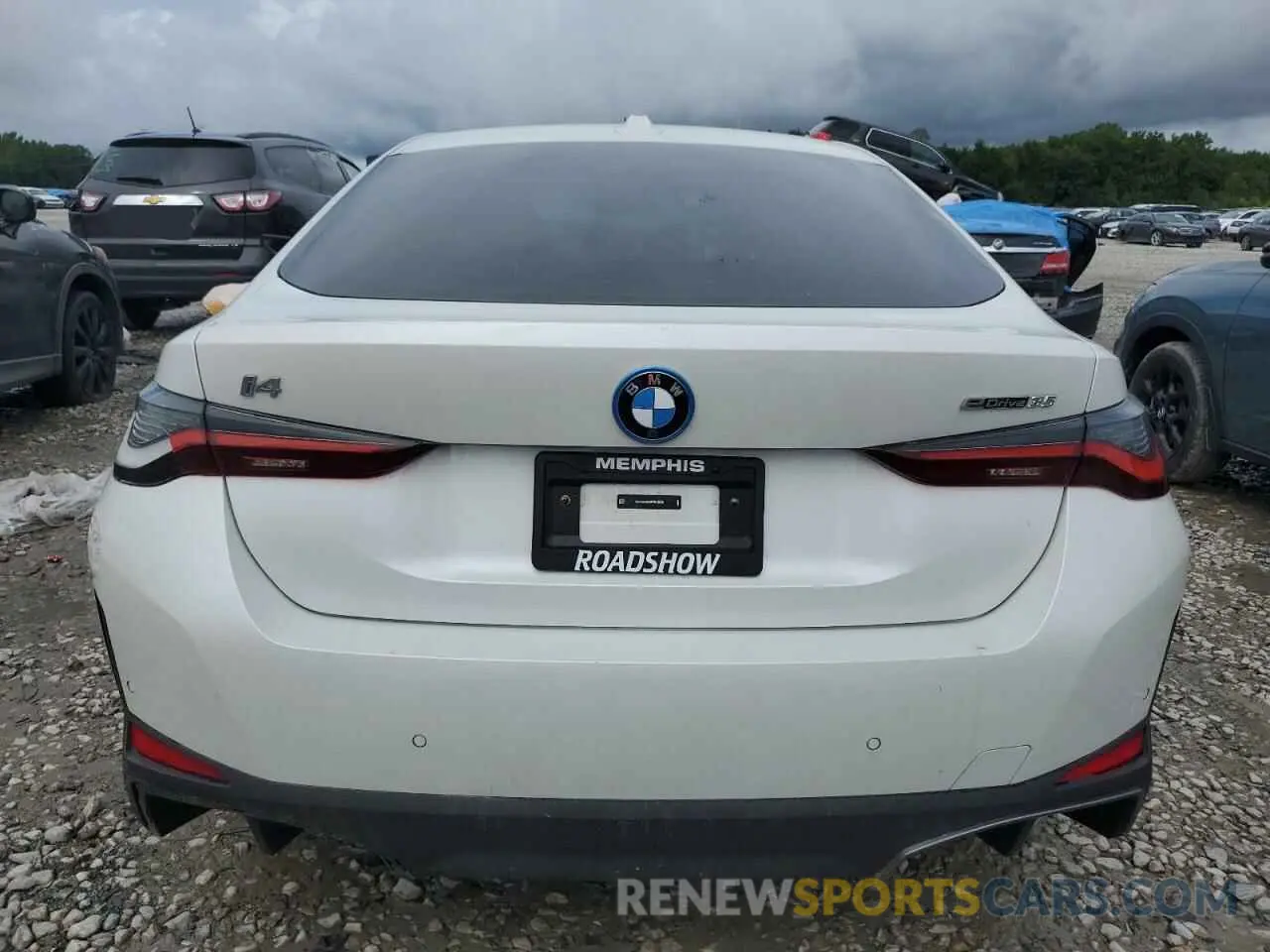 6 fotografías del automóvil dañado WBY43AW04PFR16630 BMW I4 EDRIVE 2023