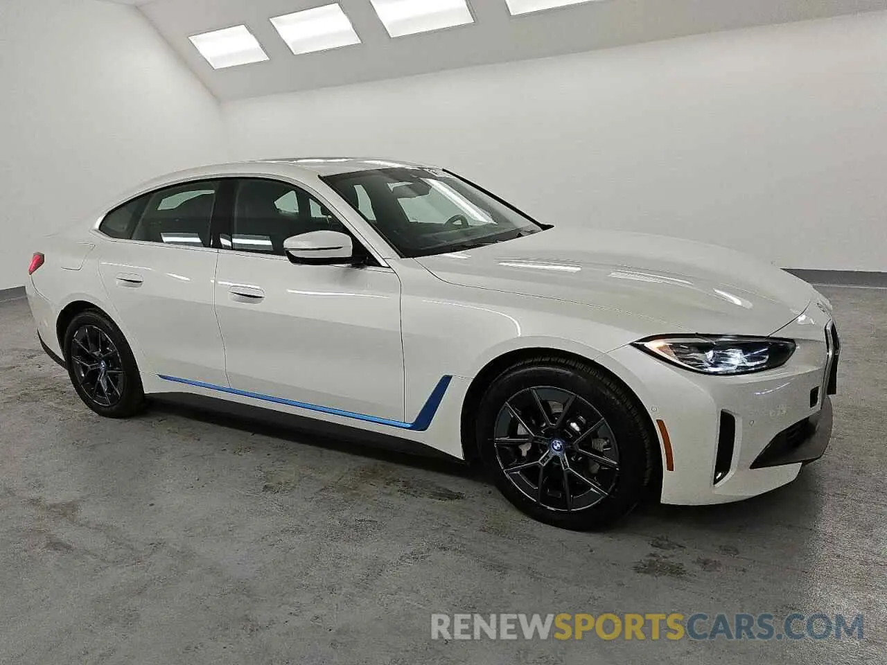 4 fotografías del automóvil dañado WBY73AW06PFR31319 BMW I4 EDRIVE 2023