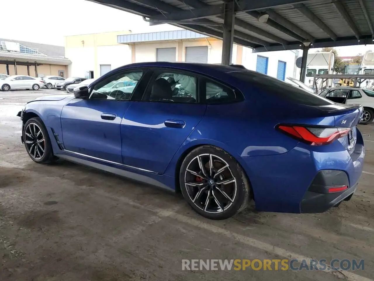 2 fotografías del automóvil dañado WBY73AW07PFR45505 BMW I4 EDRIVE 2023