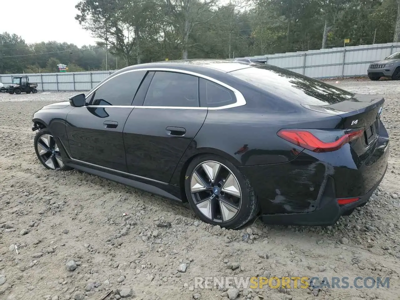2 fotografías del automóvil dañado WBY43AW00RFT01561 BMW I4 EDRIVE 2024