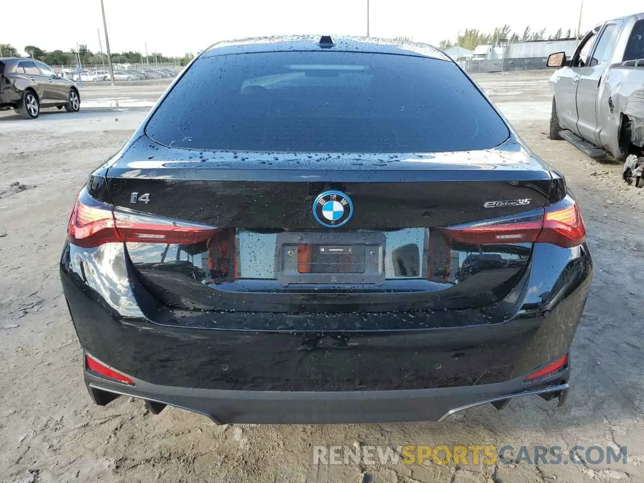 6 fotografías del automóvil dañado WBY43AW03RFT40919 BMW I4 EDRIVE 2024