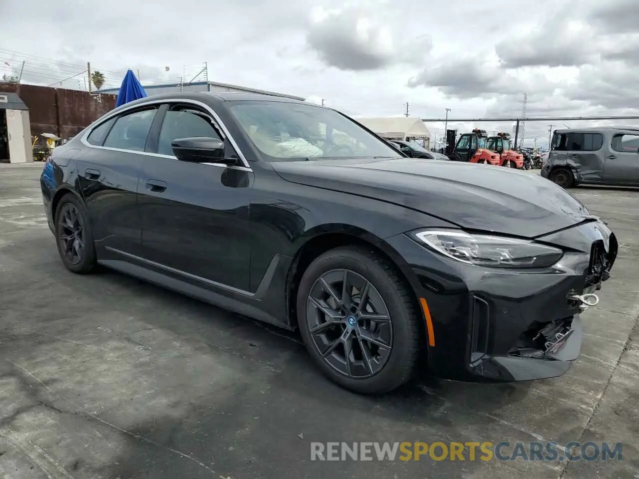 4 fotografías del automóvil dañado WBY43AW04RFT15284 BMW I4 EDRIVE 2024