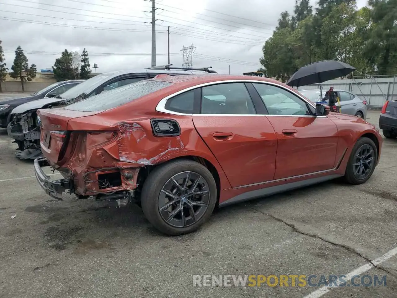 3 fotografías del automóvil dañado WBY43AW05RFR71607 BMW I4 EDRIVE 2024