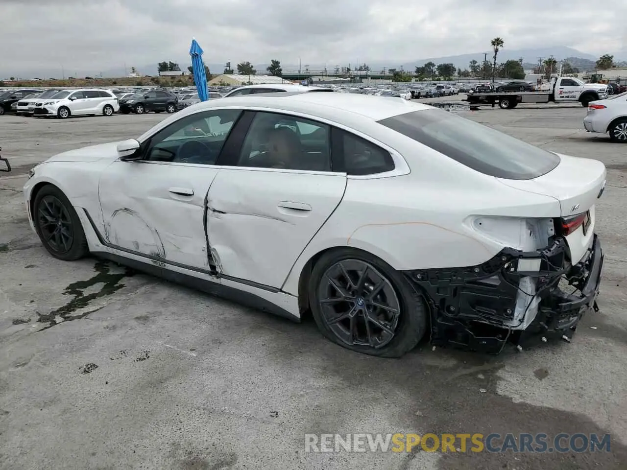 2 fotografías del automóvil dañado WBY43AW05RFT14046 BMW I4 EDRIVE 2024