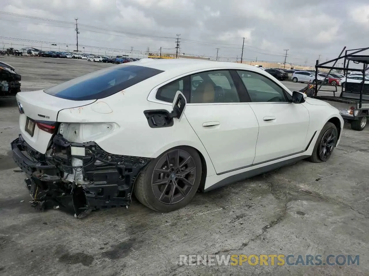3 fotografías del automóvil dañado WBY43AW05RFT14046 BMW I4 EDRIVE 2024