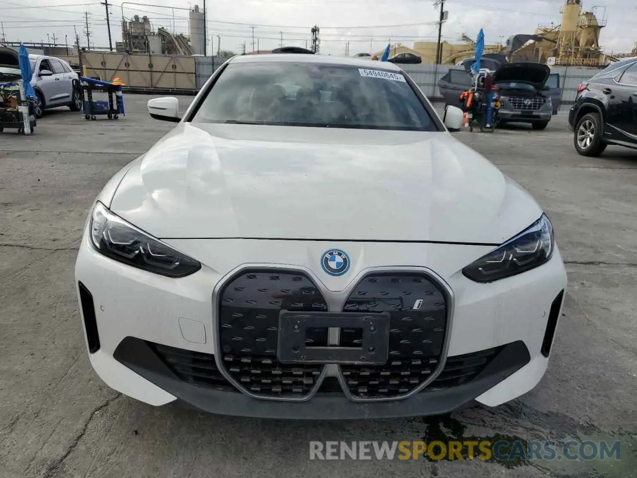 5 fotografías del automóvil dañado WBY43AW05RFT14046 BMW I4 EDRIVE 2024