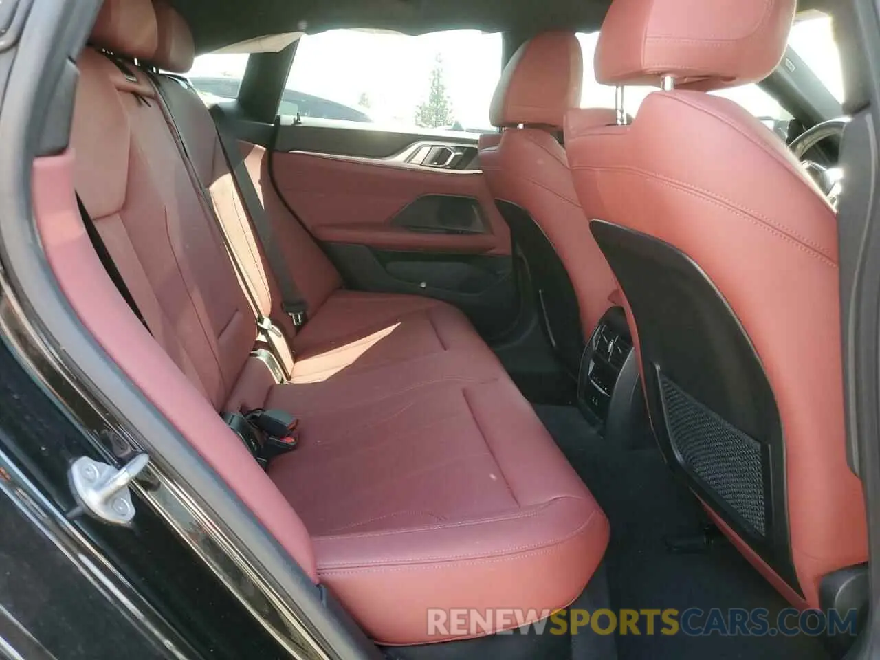 10 fotografías del automóvil dañado WBY43AW06RFS13730 BMW I4 EDRIVE 2024