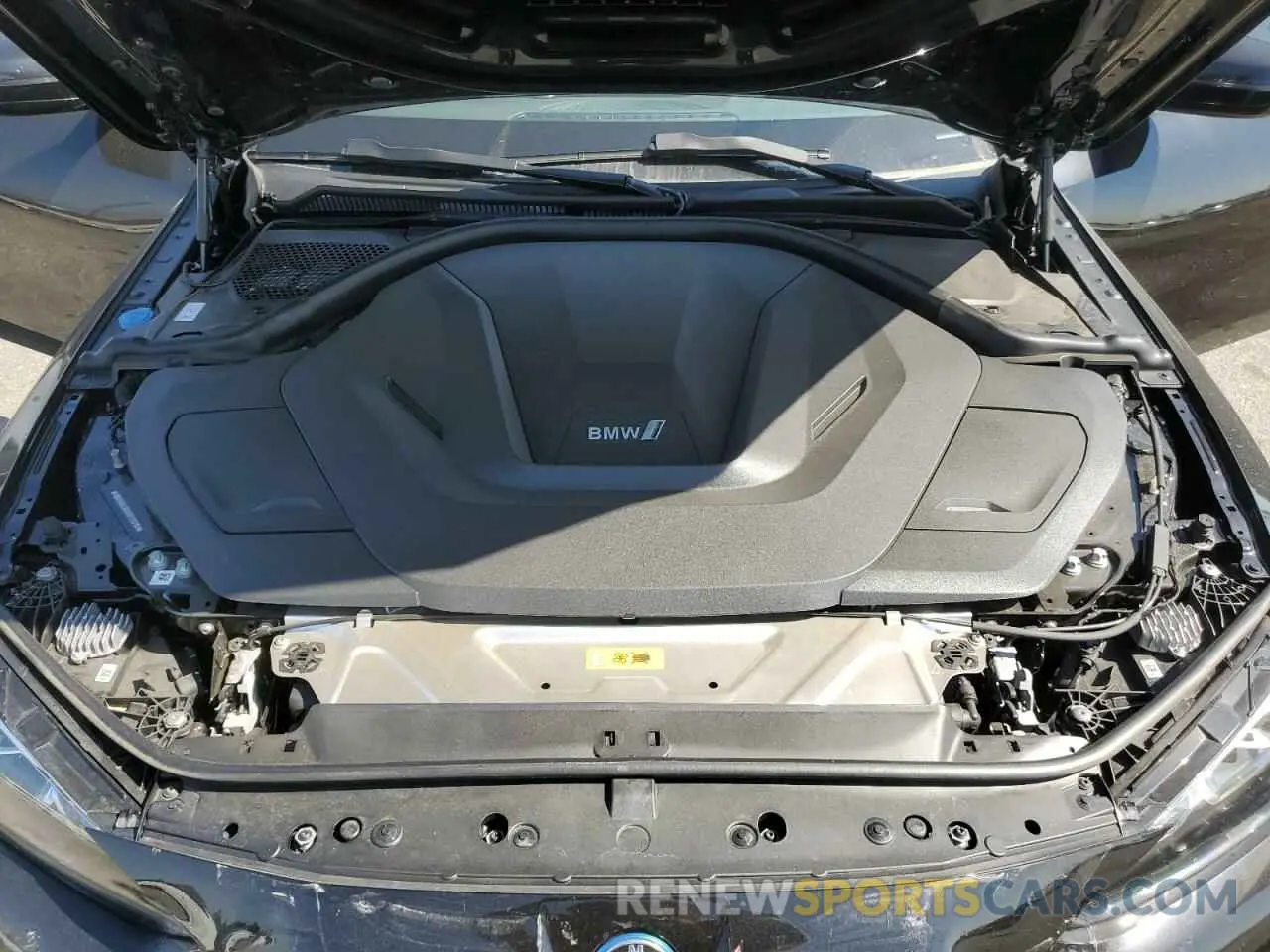 11 fotografías del automóvil dañado WBY43AW06RFS13730 BMW I4 EDRIVE 2024