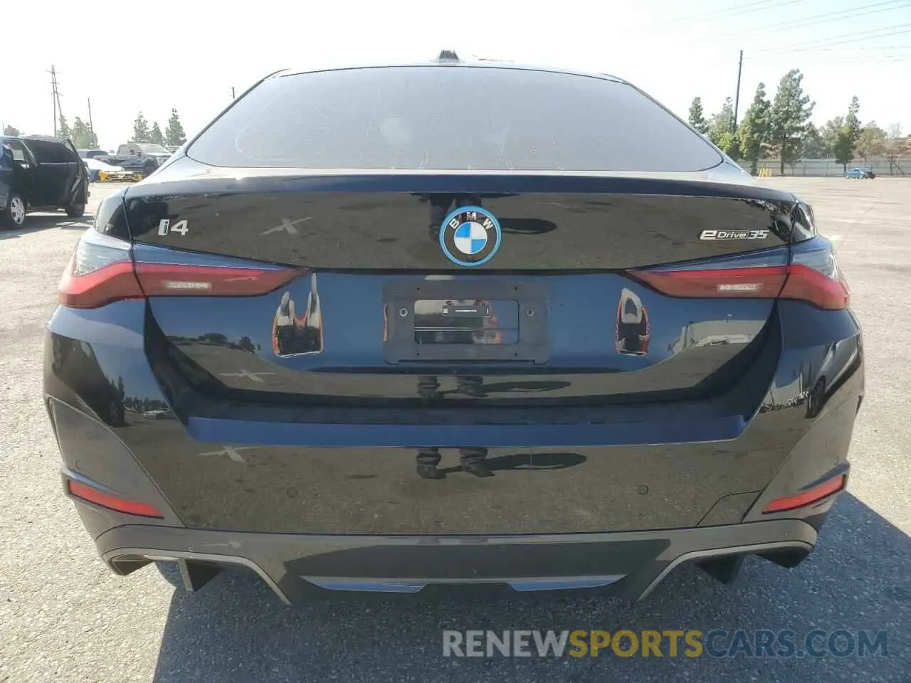 6 fotografías del automóvil dañado WBY43AW06RFS13730 BMW I4 EDRIVE 2024