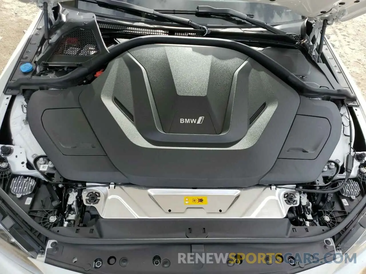 11 fotografías del automóvil dañado WBY43AW09RFT22375 BMW I4 EDRIVE 2024