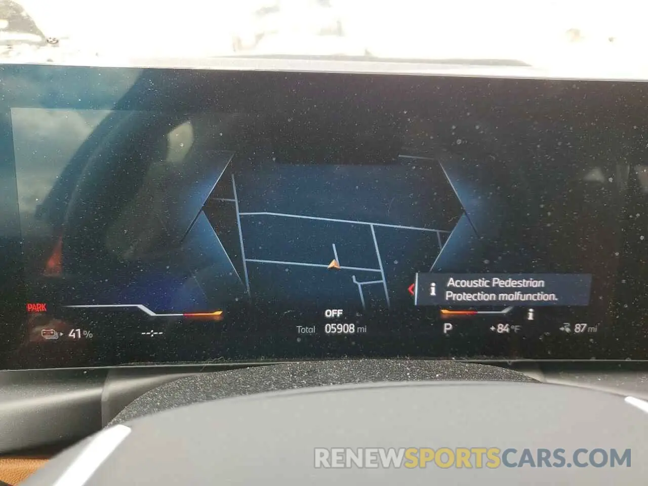 9 fotografías del automóvil dañado WBY43AW09RFT22375 BMW I4 EDRIVE 2024