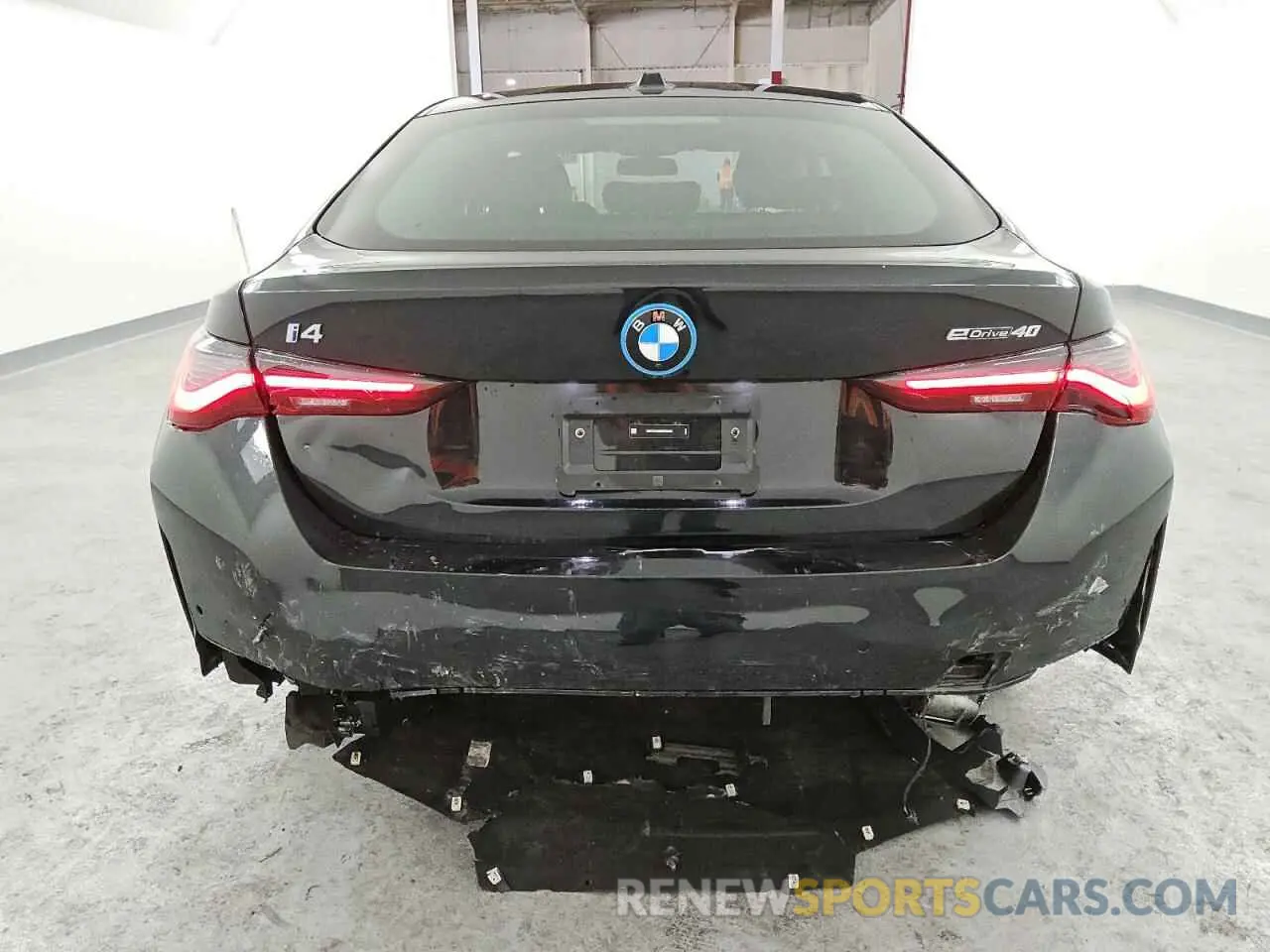 6 fotografías del automóvil dañado WBY73AW00RFR70085 BMW I4 EDRIVE 2024