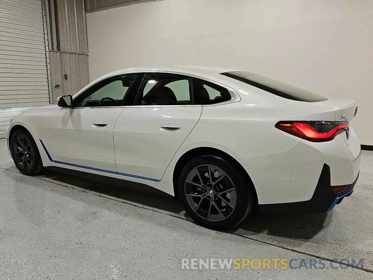 2 fotografías del automóvil dañado WBY73AW04RFT37296 BMW I4 EDRIVE 2024
