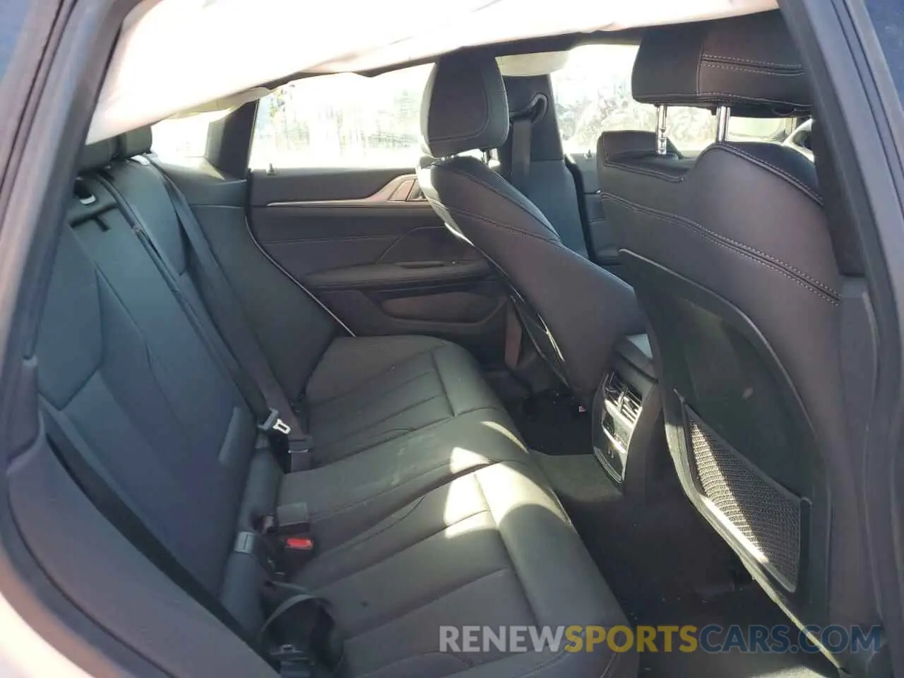 10 fotografías del automóvil dañado WBY73AW08RFR69301 BMW I4 EDRIVE 2024
