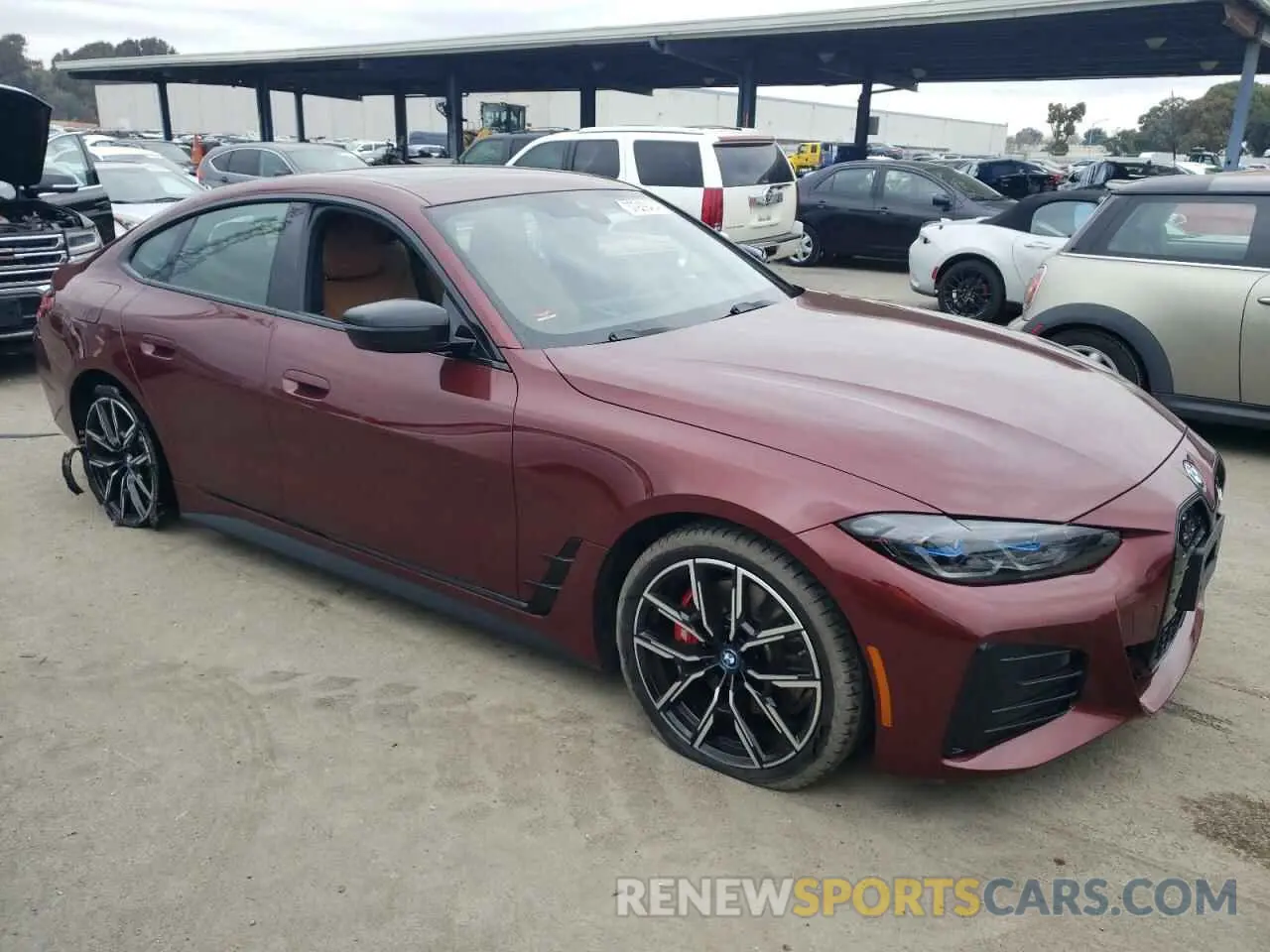 4 fotografías del automóvil dañado WBY73AW04PFN64758 BMW I4 EDRIVE4 2023
