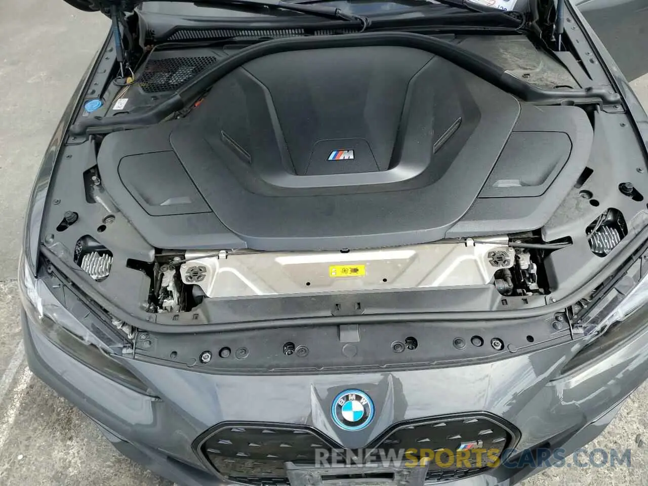 11 fotografías del automóvil dañado WBY33AW0XPFN48269 BMW I4 M50 2023