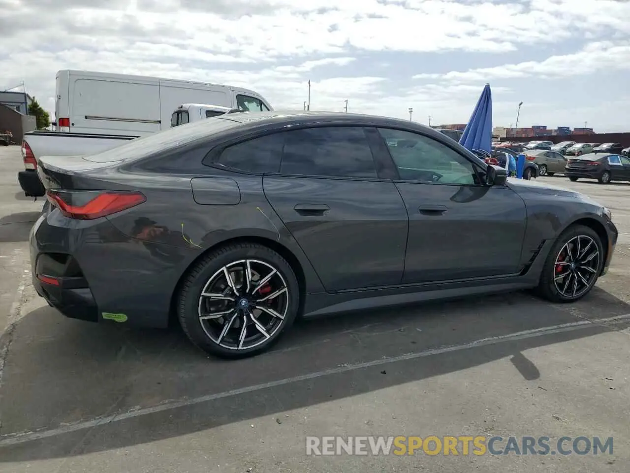 3 fotografías del automóvil dañado WBY33AW0XPFN48269 BMW I4 M50 2023
