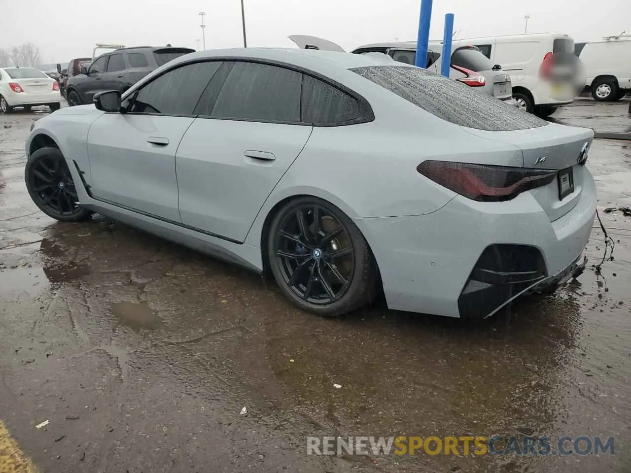 2 fotografías del automóvil dañado WBY33AW02RFR92572 BMW I4 M50 2024