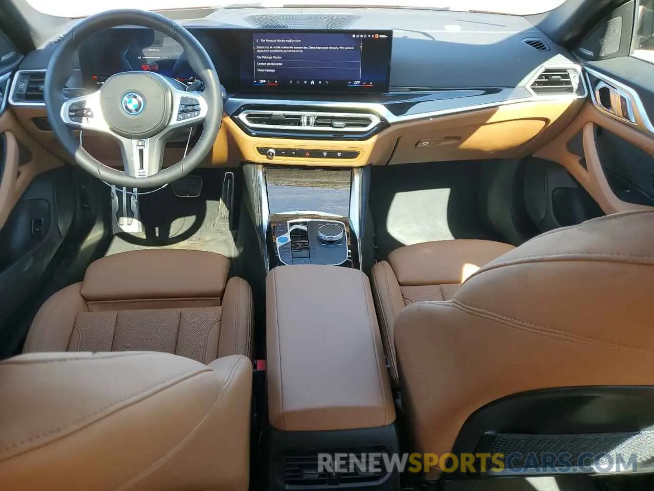 8 fotografías del automóvil dañado WBY33AW02RFT05297 BMW I4 M50 2024