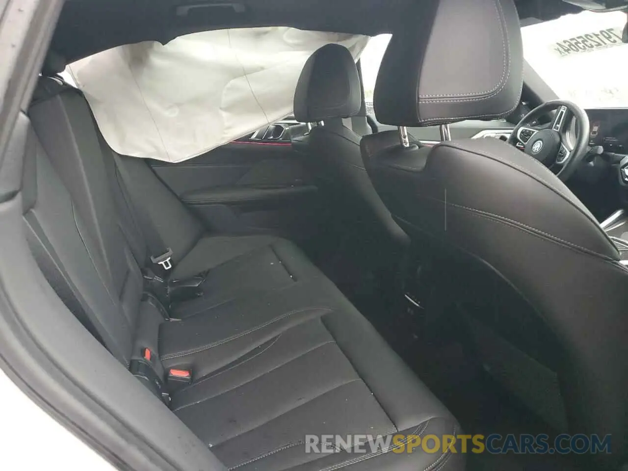 10 fotografías del automóvil dañado WBY33AW04RFS73484 BMW I4 M50 2024
