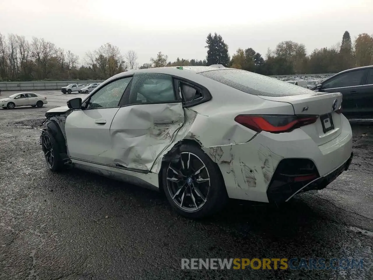 2 fotografías del automóvil dañado WBY33AW04RFS73484 BMW I4 M50 2024