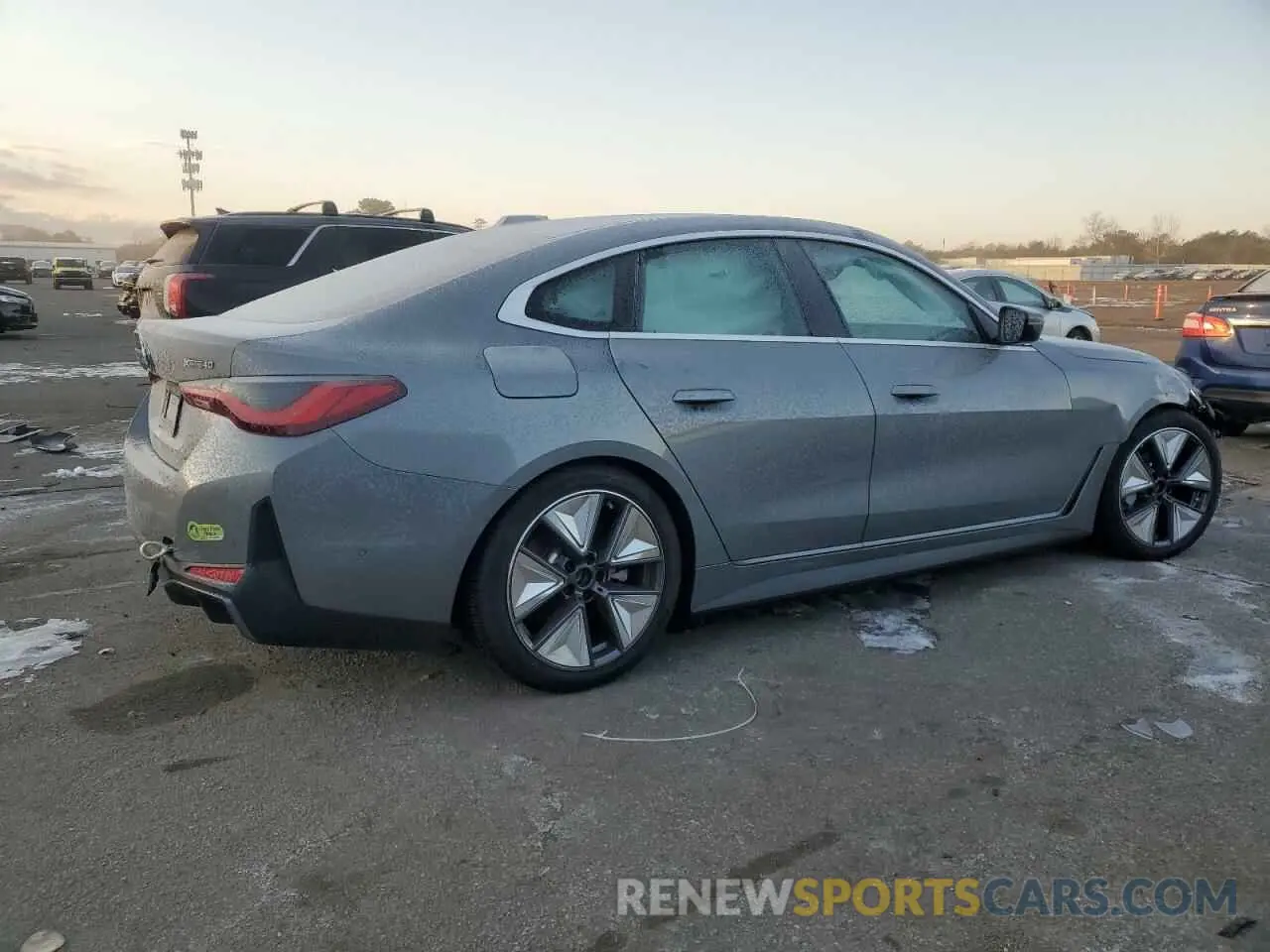 3 fotografías del automóvil dañado WBY83FB05RFS82087 BMW I4 XDRIVE 2024