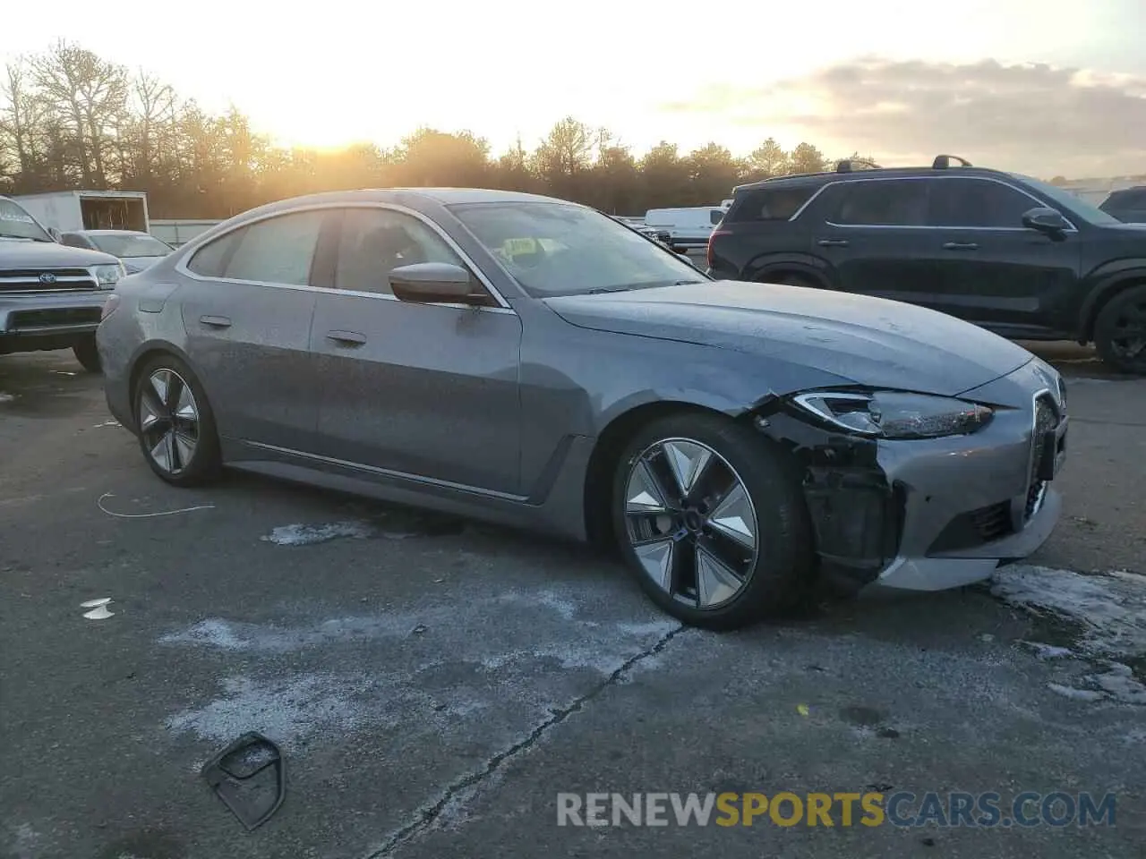 4 fotografías del automóvil dañado WBY83FB05RFS82087 BMW I4 XDRIVE 2024