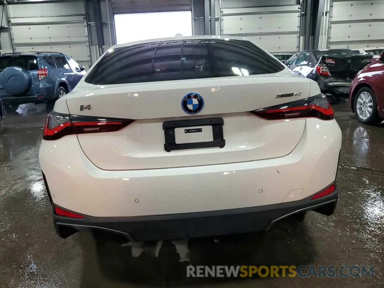 6 fotografías del automóvil dañado WBY83FB06RFT27327 BMW I4 XDRIVE 2024