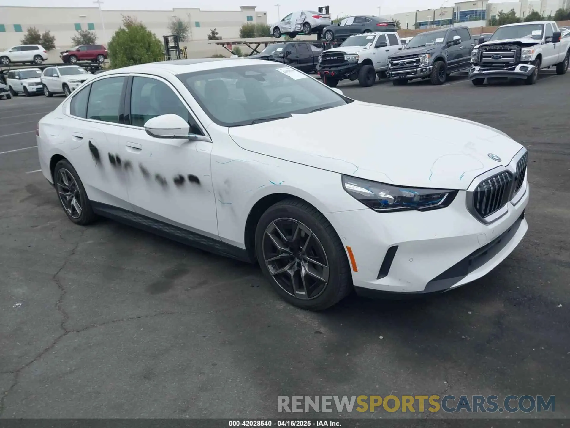 13 fotografías del automóvil dañado WBY33FK03RCR99079 BMW I5 2024