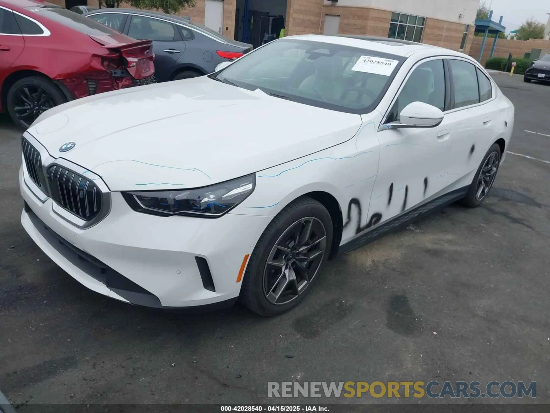 2 fotografías del automóvil dañado WBY33FK03RCR99079 BMW I5 2024