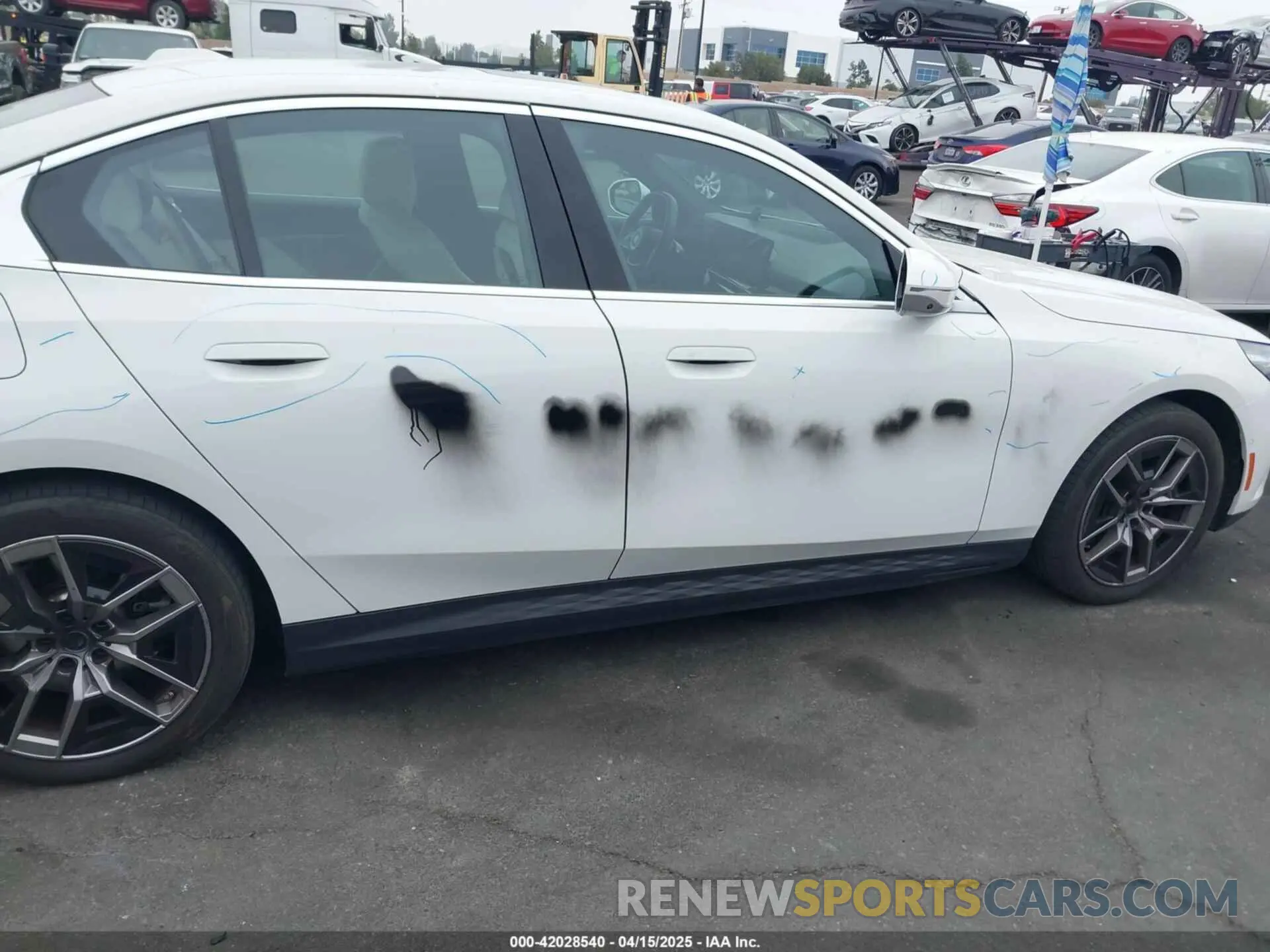 6 fotografías del automóvil dañado WBY33FK03RCR99079 BMW I5 2024