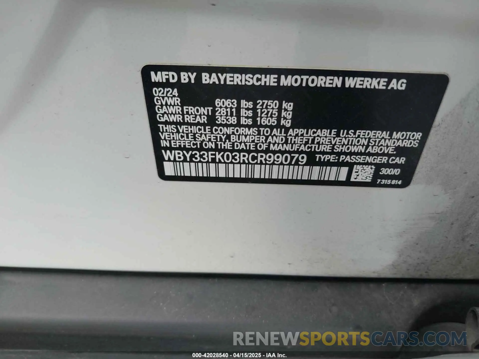 9 fotografías del automóvil dañado WBY33FK03RCR99079 BMW I5 2024