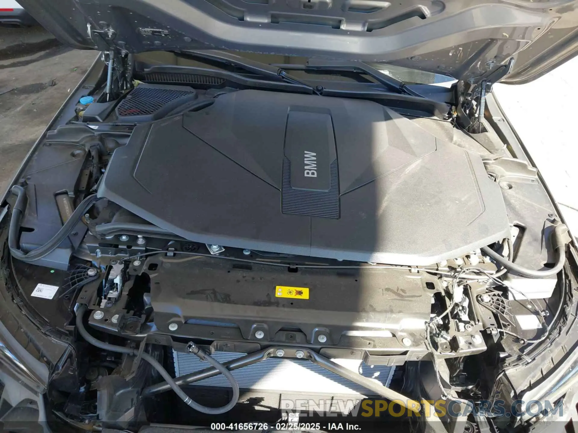 10 fotografías del automóvil dañado WBY33FK07RCS47577 BMW I5 2024