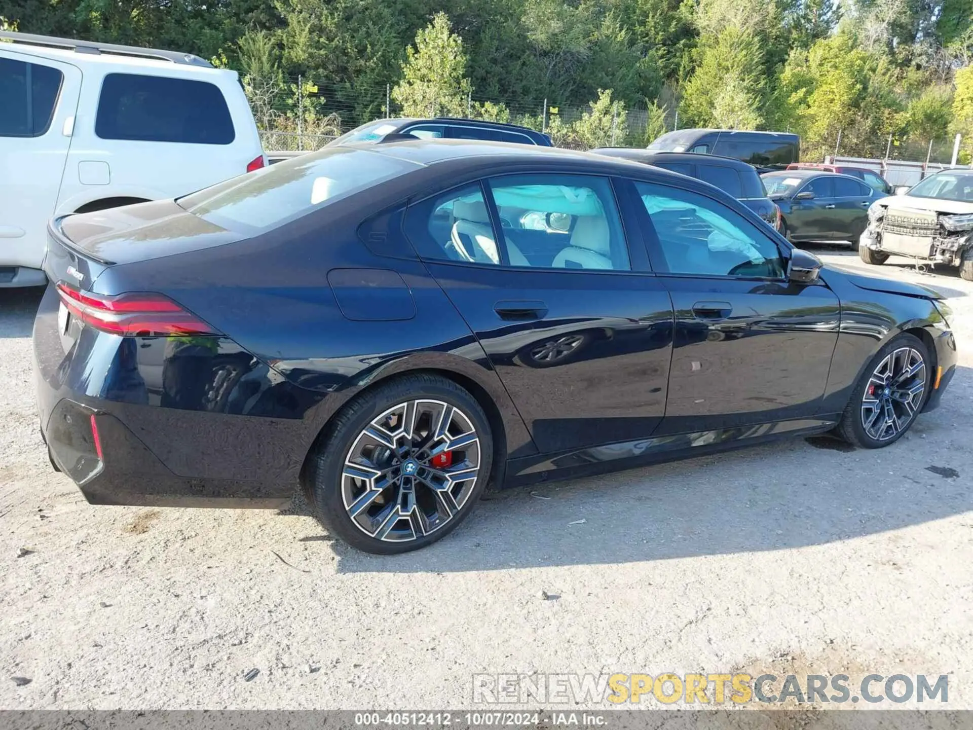 13 fotografías del automóvil dañado WBY43FK00RCP11474 BMW I5 2024